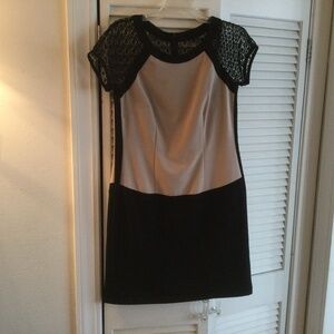 AGB Dress Tan and Black Lace Sleeves and Back 8